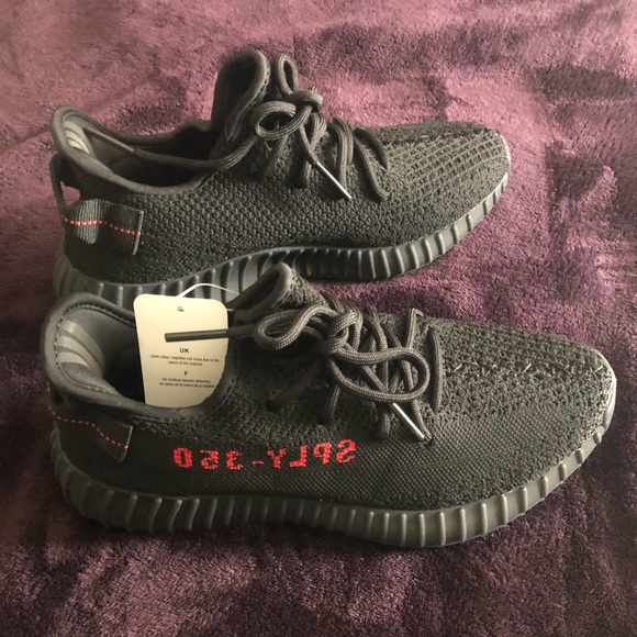 yeezy female size